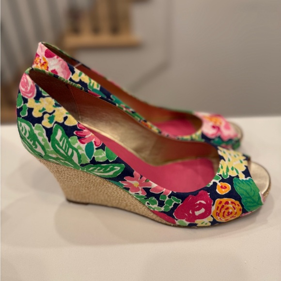 Lilly Pulitzer Floral Wedge Peep-Toe Shoes - Picture 11 of 11